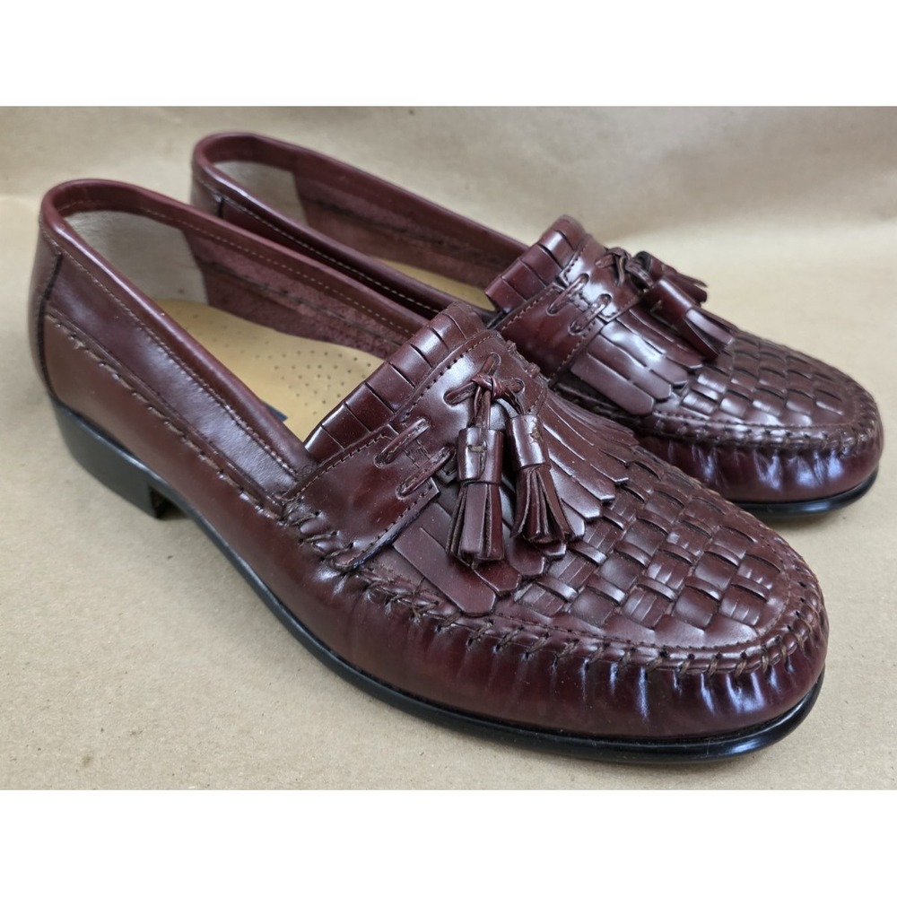 Giorgio Brutini (Sz 9.5 W)   Men's Burgundy Woven Tassel Kilt Loafers WIDE